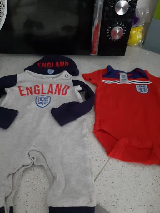 Buy & Sell South Hylton Sunderland - Photos for set