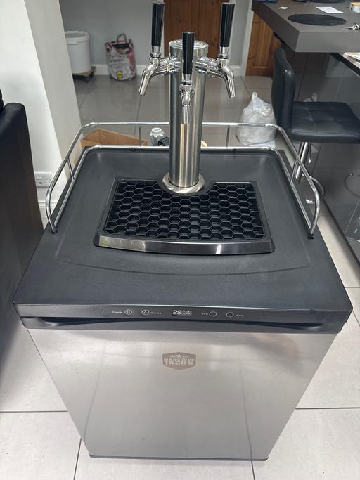 Buy & Sell Bloxwich Walsall - Photos for Mangrove Jacks kegerator & 3 kegs