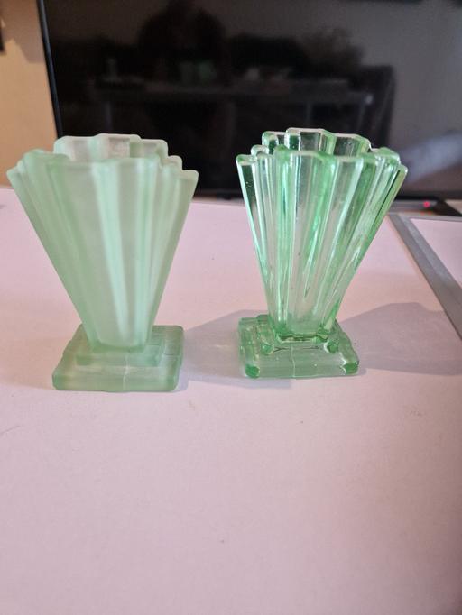Buy & Sell Sneinton Nottingham - Photos for x2 green vases