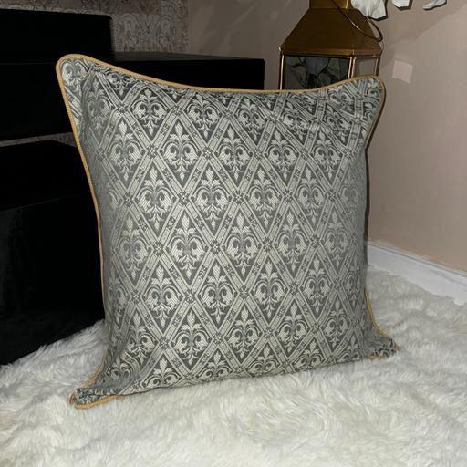 Buy & Sell Sark Guernsey - Photos for Luxury Cushion Cover