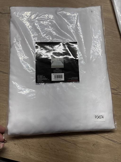 Buy & Sell Duckmanton Chesterfield - Photos for Brentford’s ohs single duvet set