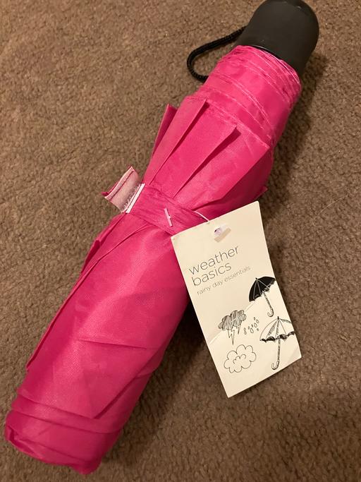 Buy & Sell Woodcross Wolverhampton - Photos for New pink umbrella