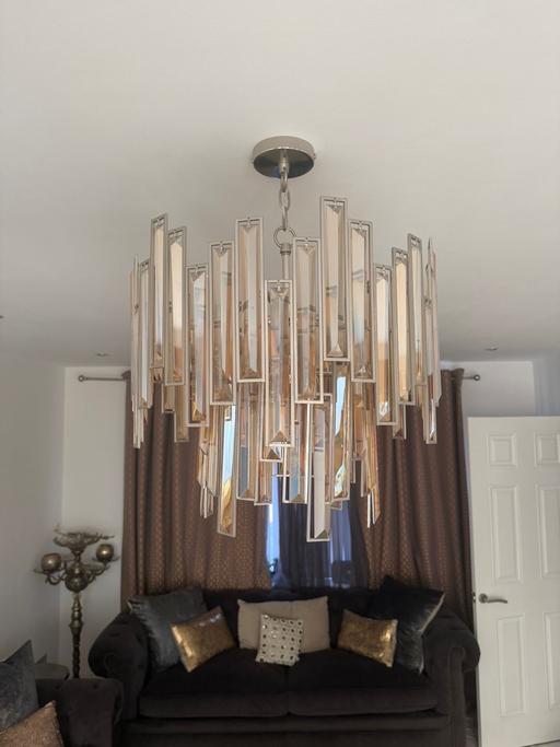 Buy & Sell - Photos for Chandelier