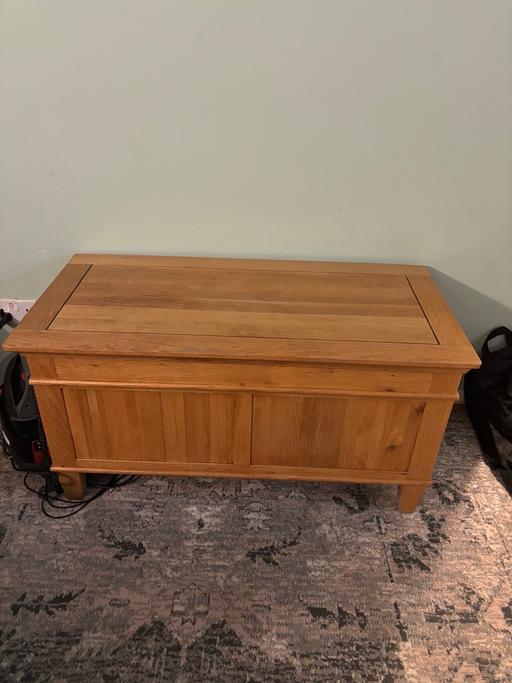 Buy & Sell Greenhithe Dartford - Photos for Solid oak furniture set
