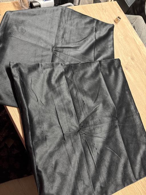 Buy & Sell Duckmanton Chesterfield - Photos for X2 black velour cushion covers