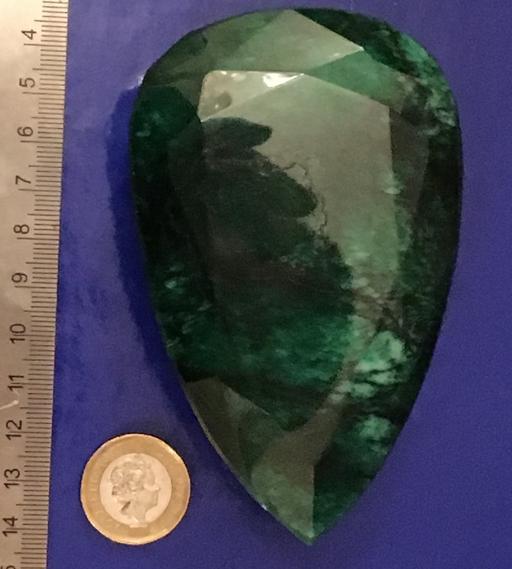 Buy & Sell Yeovil Somerset - Photos for Large natural dark green emerald gem 37.1ct