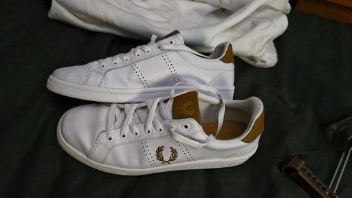 Buy & Sell Seasalter Canterbury - Photos for Fred Perry trainers size 8