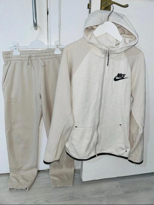Buy & Sell Colney Hatch North London - Photos for Nike Cream Tech Fleece Tracksuit Age 10-12