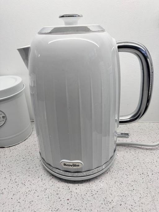 Buy & Sell Glasshoughton Wakefield - Photos for Breville Kettle