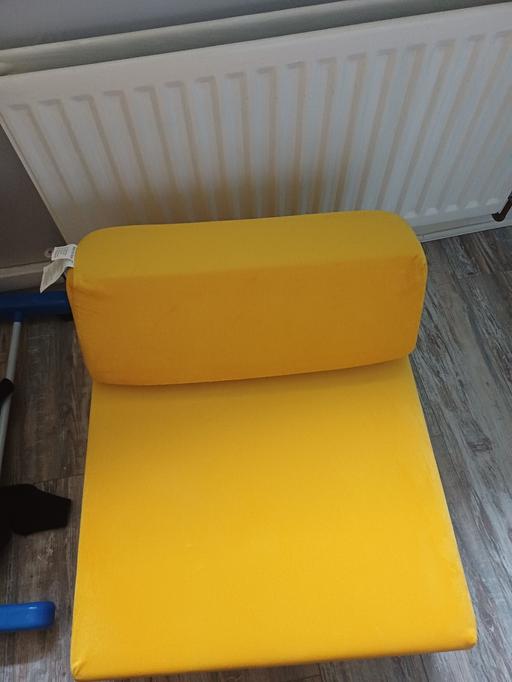 Buy & Sell Wingate County Durham - Photos for chair bed goes down as a single
