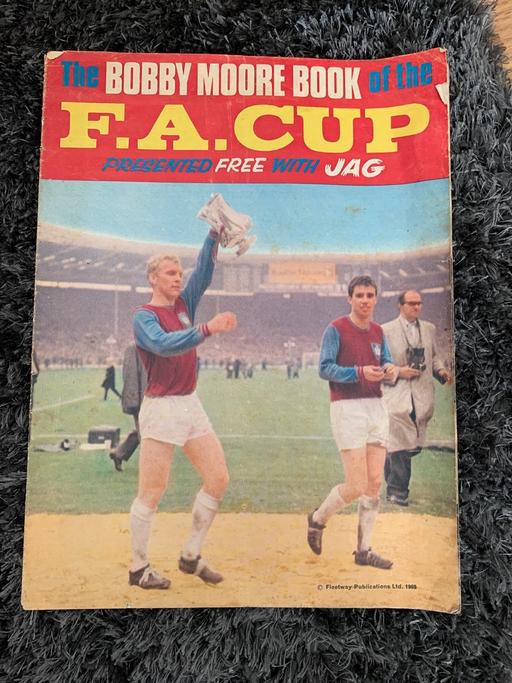 Buy & Sell Birchills Walsall - Photos for The Bobby Moore F A Cup souvenir 1968