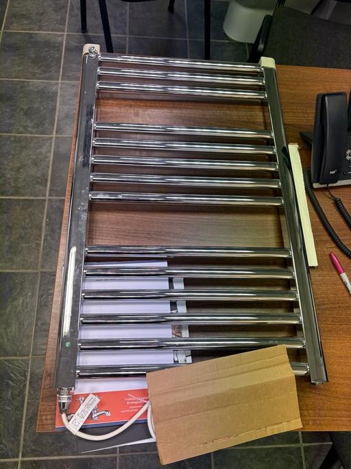 Buy & Sell Coton Nuneaton and Bedworth - Photos for Brand new 800x500 electric heater towel rail