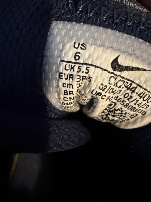 Buy & Sell Simonswood West Lancashire - Photos for Nike venture runner - midnight navy/white