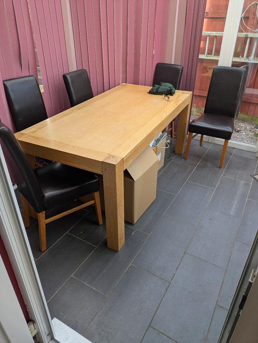 Buy & Sell Kirton East Suffolk - Photos for table and chairs