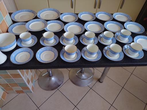 Buy & Sell Woodthorpe Charnwood - Photos for Vintage blue rimmed dinnerware set