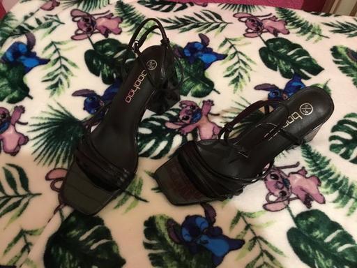 Buy & Sell Woodcross Wolverhampton - Photos for Ladies New BooHoo Sandals Size 6