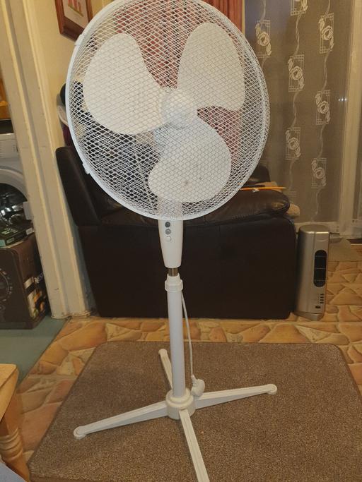 Buy & Sell Pensnett Dudley - Photos for Extending Large Standing Fan , 3 Settings ,