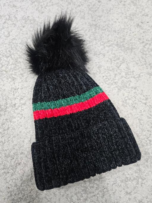 Buy & Sell Weston Point Halton - Photos for Ladies winter hat
