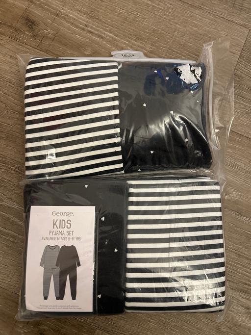 Buy & Sell Chaddesden Derby - Photos for Girls Age 12/13 Twin Pack Pyjamas