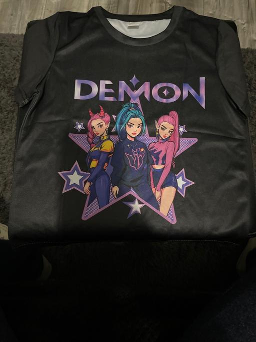 Buy & Sell Pensnett Dudley - Photos for K-pop Demon Hunters tshirt