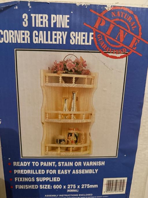 Buy & Sell Cowgate Newcastle upon Tyne - Photos for Corner gallery shelves x2