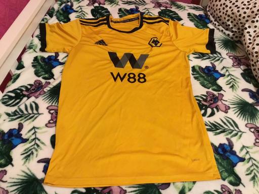 Buy & Sell Woodcross Wolverhampton - Photos for Top Size M
