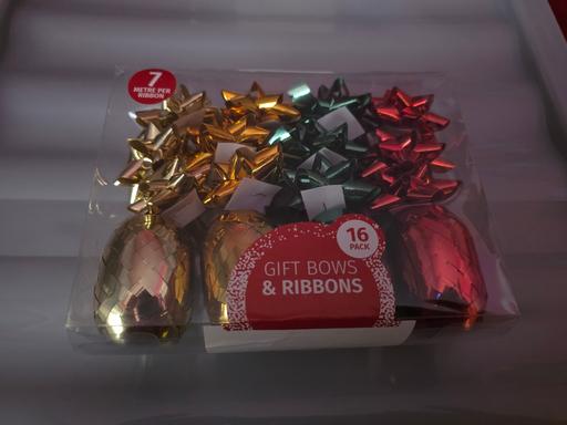 further learning Blackpool Town Centre Blackpool - Photos for Gift bow & ribbon set x 16 NEW