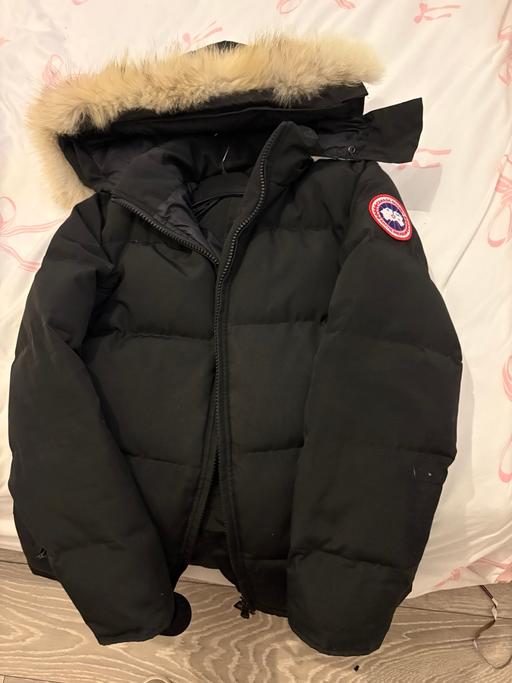Buy & Sell Mitcham Merton - Photos for Canada goose coat