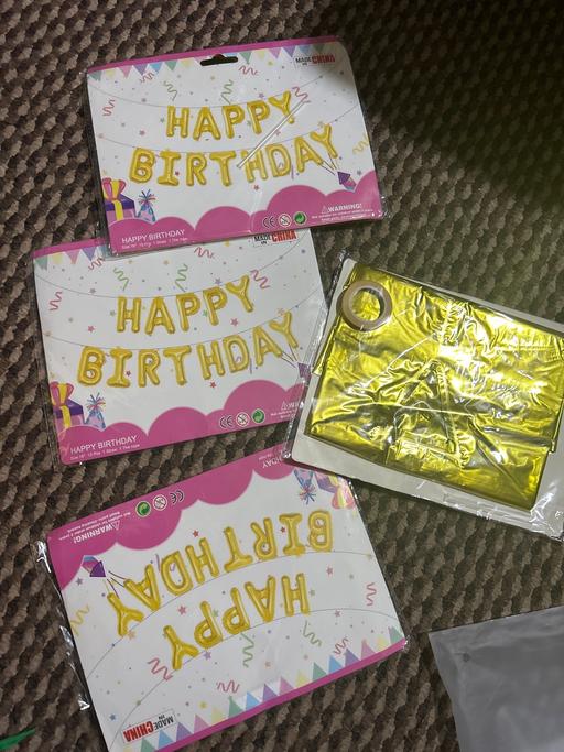 training Yardley Birmingham - Photos for Foil baloons bargain 50 p each