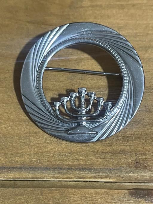 Buy & Sell Enfield Wash Enfield - Photos for Menorah 🕎 brooch