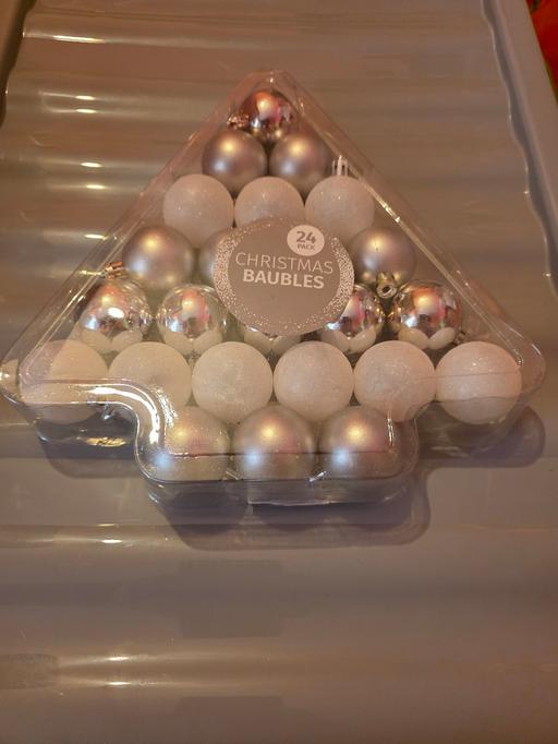 Buy & Sell Blackpool Town Centre Blackpool - Photos for Christmas baubles x 24 NEW