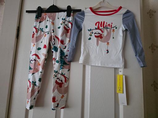 Buy & Sell Blackpool Town Centre Blackpool - Photos for Christmas pyjamas age 4 yrs BNWT