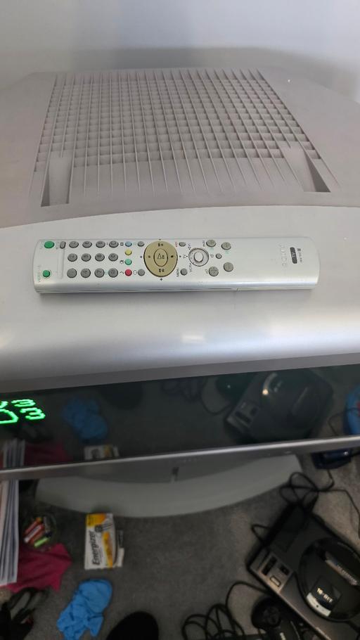 Buy & Sell Great Chart Ashford - Photos for CRT TV Sony Trintron 28 inch