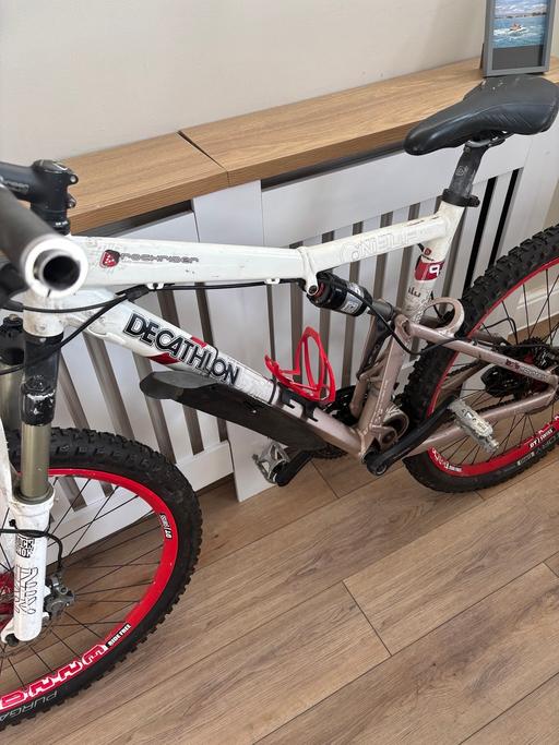 Buy & Sell Lund House Green North Yorkshire - Photos for Full suspension bike