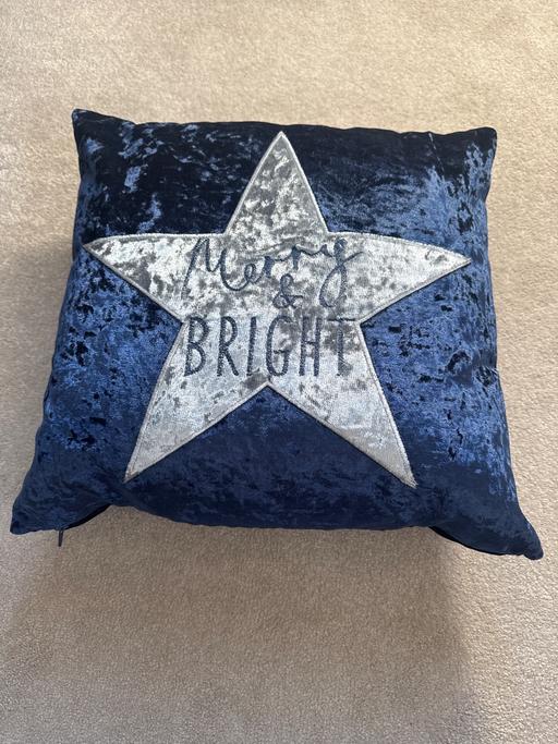 Buy & Sell Alrewas Lichfield - Photos for Christmas Cushion