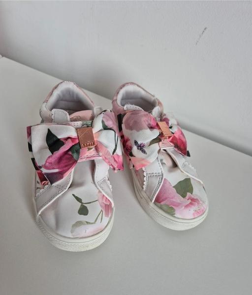 Buy & Sell Bethnal Green East London - Photos for Ted Barker shoes child size 7