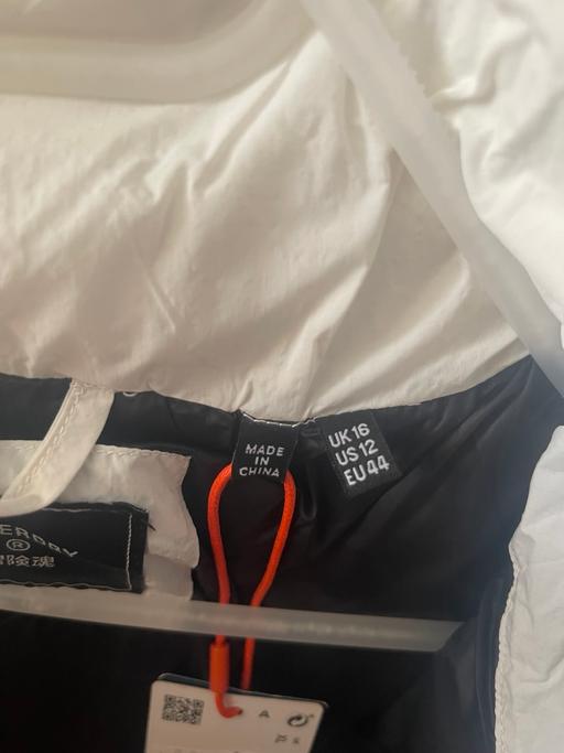 Buy & Sell Golders Green North West London - Photos for Superdry Winter Coat