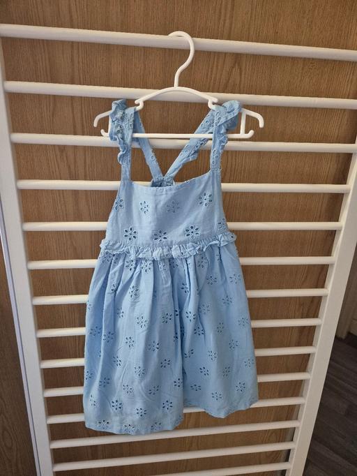 Buy & Sell Whitechapel East London - Photos for 1) Blue dress size age 2/3 2) Pink Tutu age 2