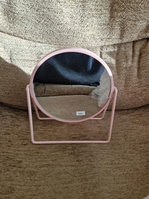 Buy & Sell Ramsgate Thanet - Photos for bn pink double sided mirror