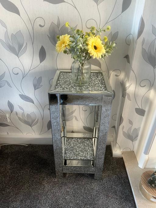 Buy & Sell Tettenhall Wolverhampton - Photos for Glass Side Table (mirror effect)