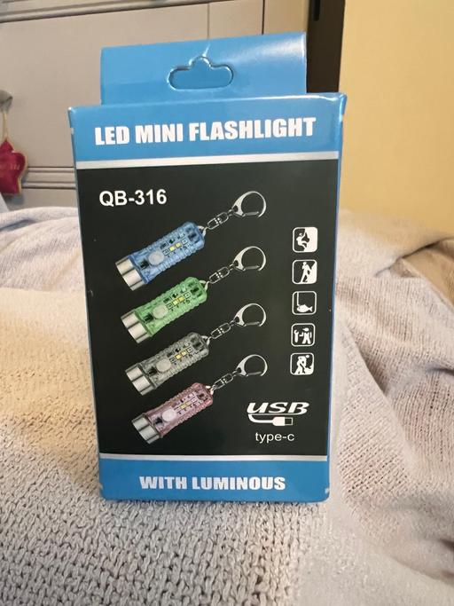Buy & Sell Hetton-Le-Hole Sunderland - Photos for Mini Flashlight Keyring Torch ( New )