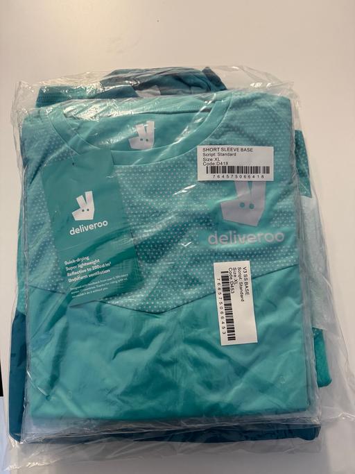 Buy & Sell Blackhorse Road East London - Photos for Deliveroo t shirt