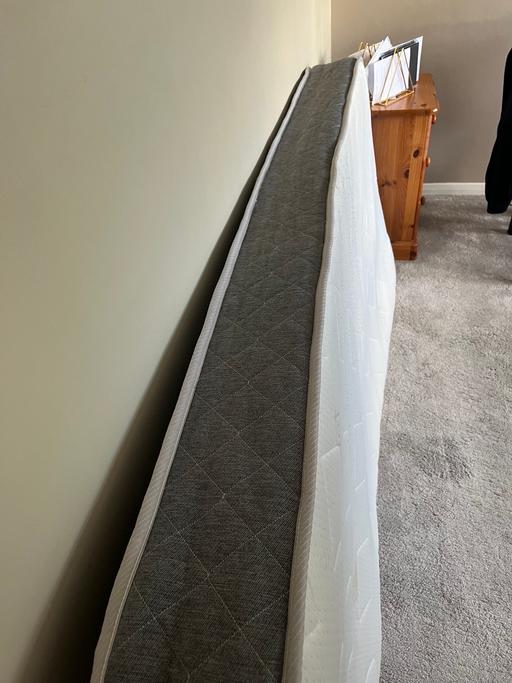 Buy & Sell - Photos for Single mattress and frame