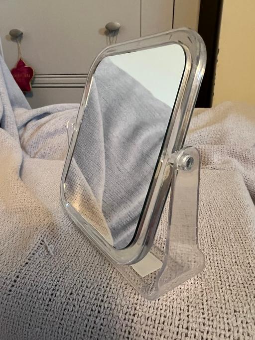 Buy & Sell Hetton-Le-Hole Sunderland - Photos for Cute Swivel Mirror ( New )