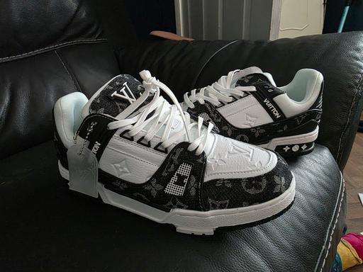 Buy & Sell Little Hulton Salford - Photos for Mens UK 8 trainers