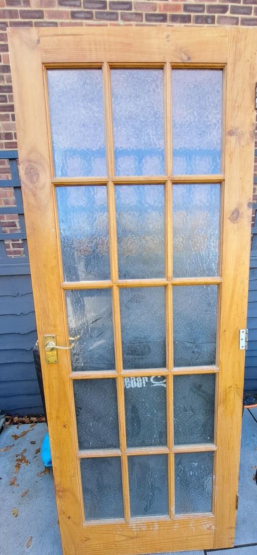 Buy & Sell Chessington Kingston upon Thames - Photos for Door with glass panels