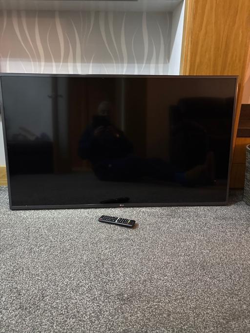 Buy & Sell Pelsall Walsall - Photos for LG television 49 in working