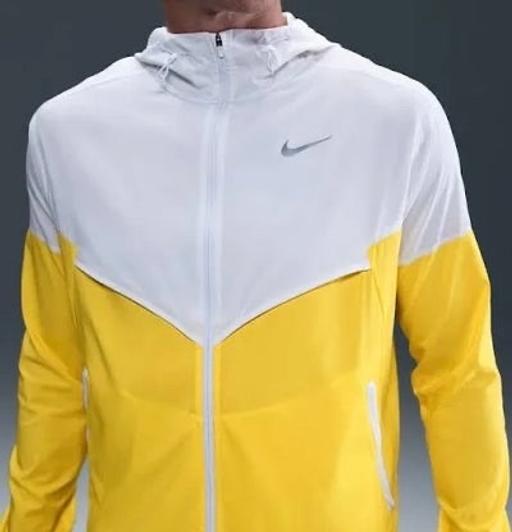 Buy & Sell Handy Cross Buckinghamshire - Photos for NIKE REPEL WINDRUNNER WHITE/LIGHTNING/WHITE