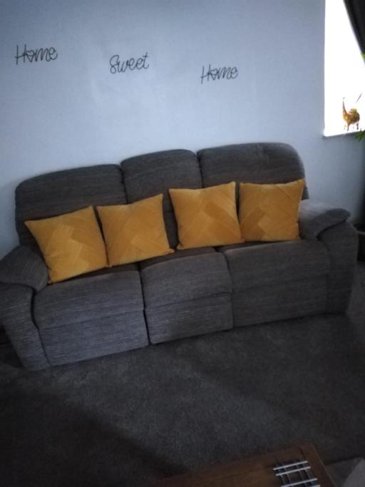 Buy & Sell Brierley Hill Dudley - Photos for Grey electric recliner sofa and chair