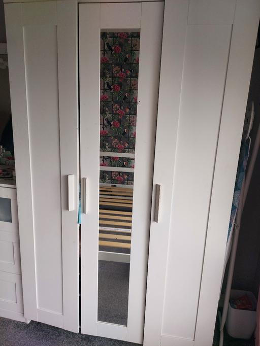 Buy & Sell Sheldon Birmingham - Photos for 3 door wooden white wardrobe
